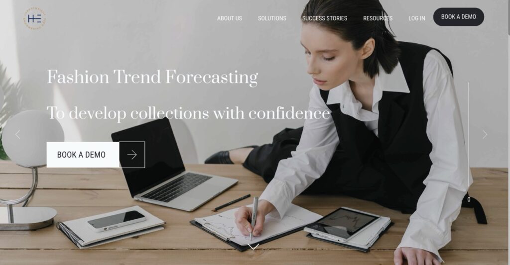 Clothing Design Tool: Heuritech