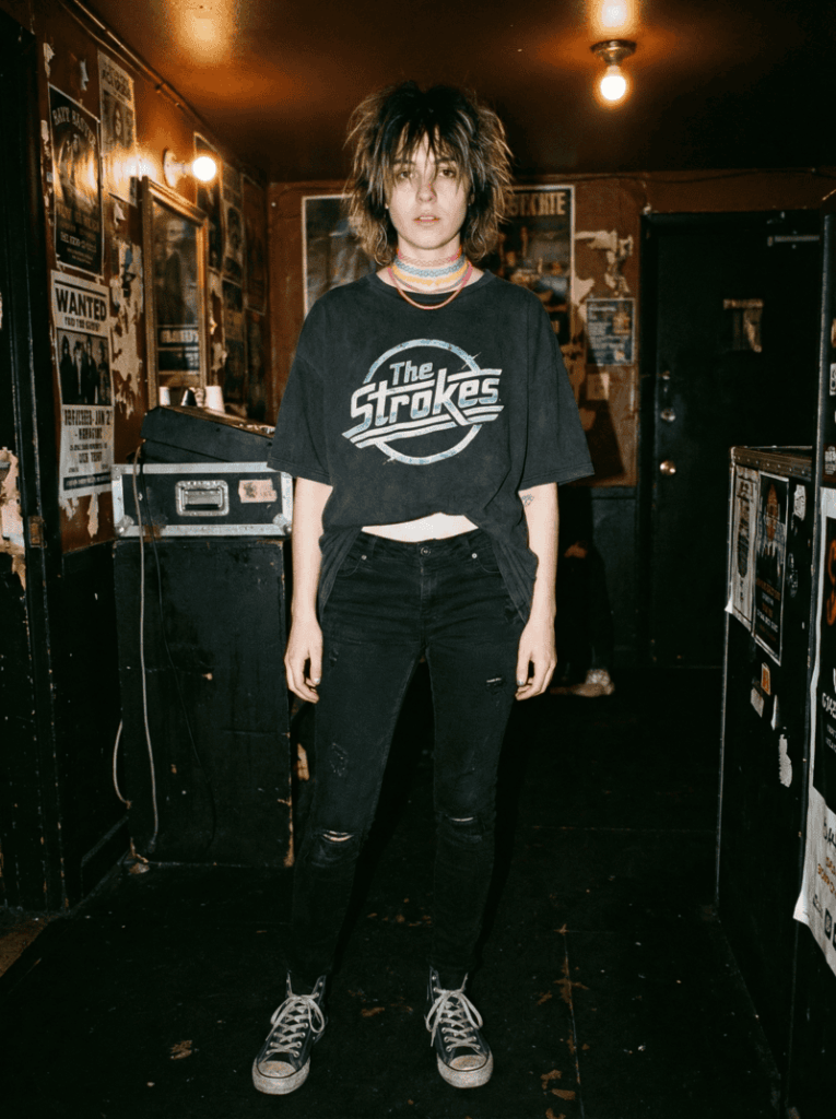 Y2K fashion 8.Indie Sleaze : Grunge Y2K