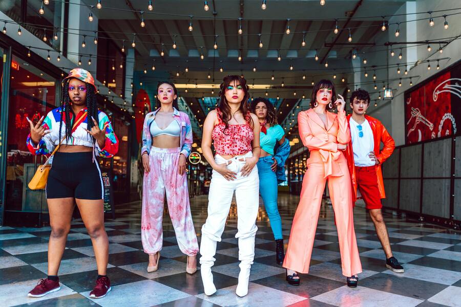 Y2K fashion cover photo