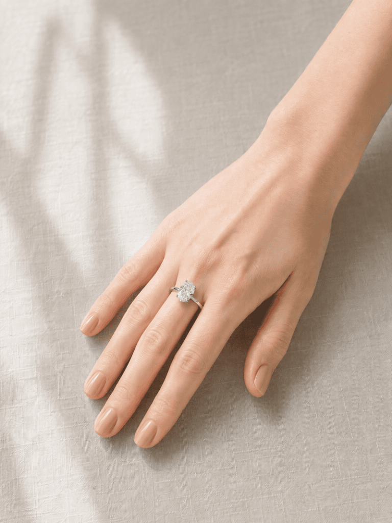 Ring try-on effect generated by Fashion Diffusion.